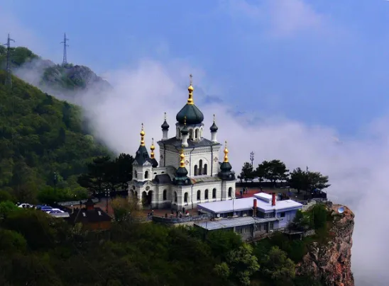 ЭКСКУРСИЯ «ФОРОС — БАЙДАРЫ» ИЗ ЯЛТЫ