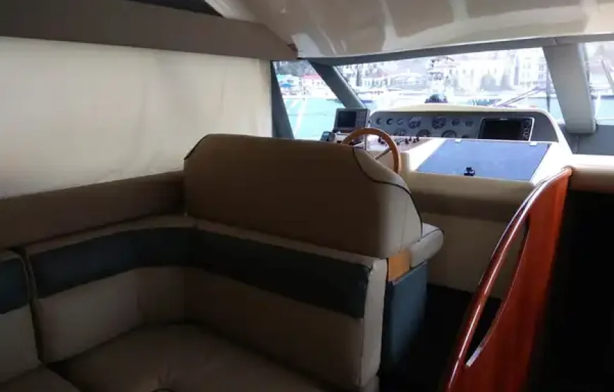 Аренда яхты Azimut 40 в Балаклаве