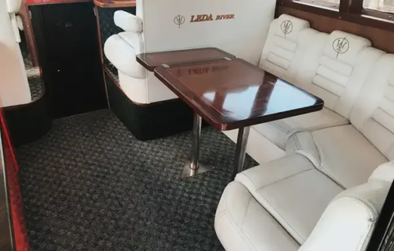 🚤 БАЛАКЛАВА С МОРЯ: ТЫ УВИДИШЬ ТО, КУДА НЕ ПУСКАЮТ АВТОБУСЫ.