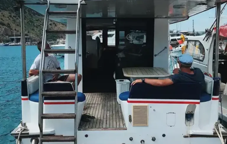 🚤 БАЛАКЛАВА С МОРЯ: ТЫ УВИДИШЬ ТО, КУДА НЕ ПУСКАЮТ АВТОБУСЫ.
